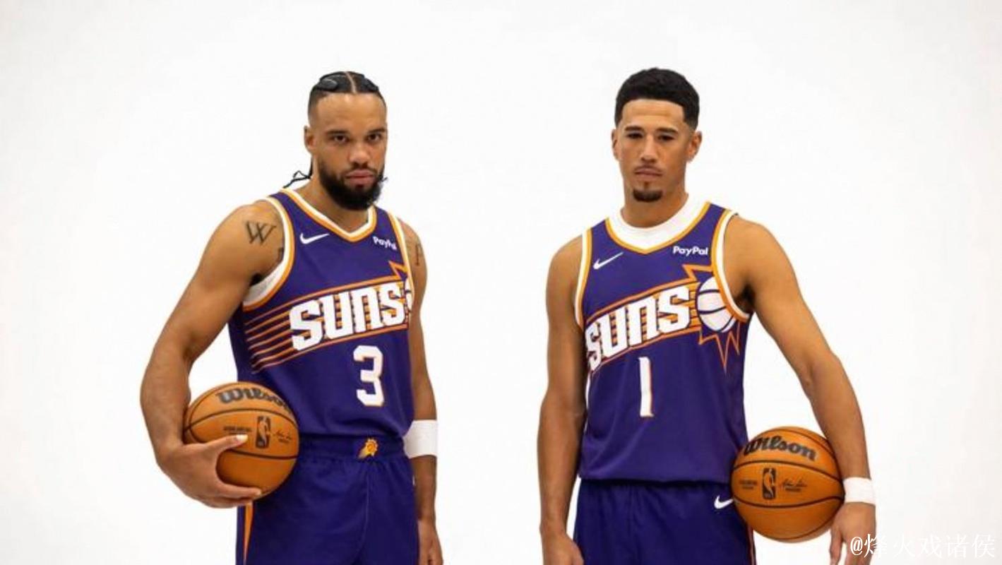 布克三分绝杀,古德温8记三分创纪录,太阳18分大逆转雷霆 布克三分绝杀,古德温8记三分创纪录,太阳18分大逆转雷霆